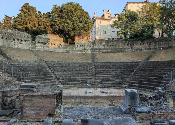 Piazza Unita 15 Min Walk - Design, Netflix E Wifi Rum i privatbostad