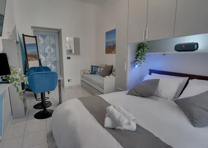 Piazza Unita 15 Min Walk - Design, Netflix E Wifi Rum i privatbostad